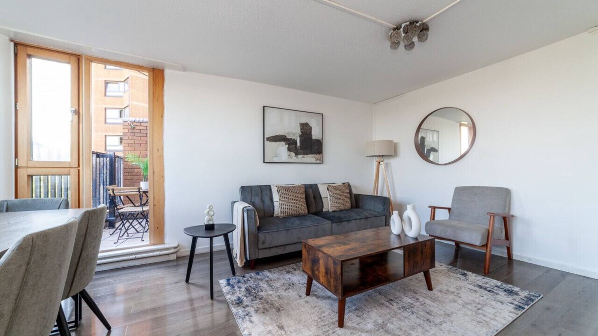Chelsea Riverside Apartment | 4 Bed Flat near King’s Road