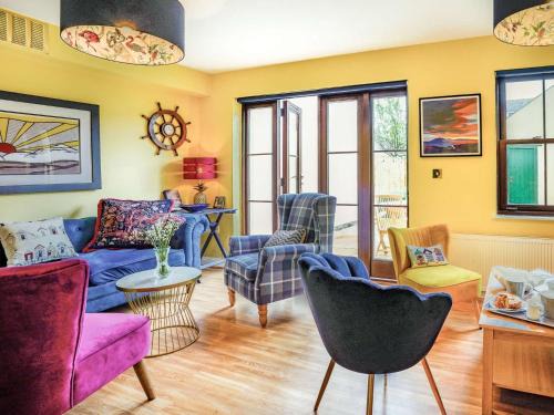 Burry Port House | 4 Bed in Burry Port 87048