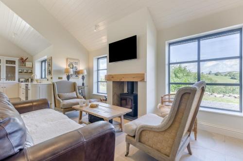 Llandovery House | 4 Bed in Halfway oc-t33077