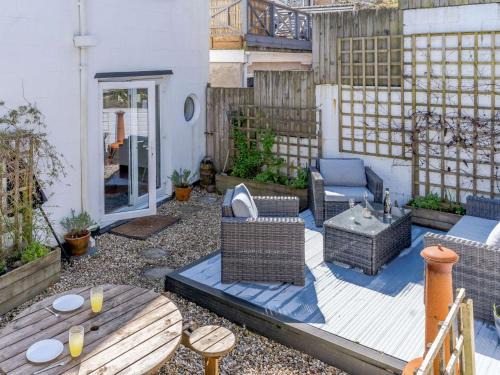 Saundersfoot House | 4 Bed in Saundersfoot 52743