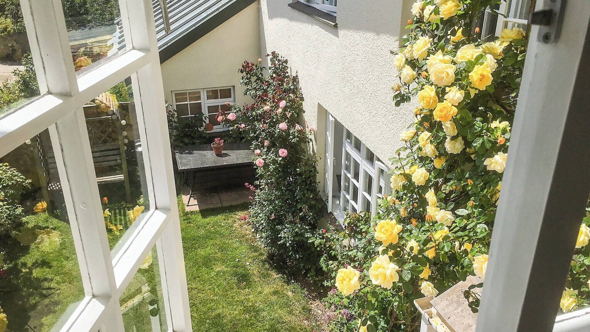 Kingsbridge Cottage | 4 bedroom accommodation in Woolston near Salcombe
