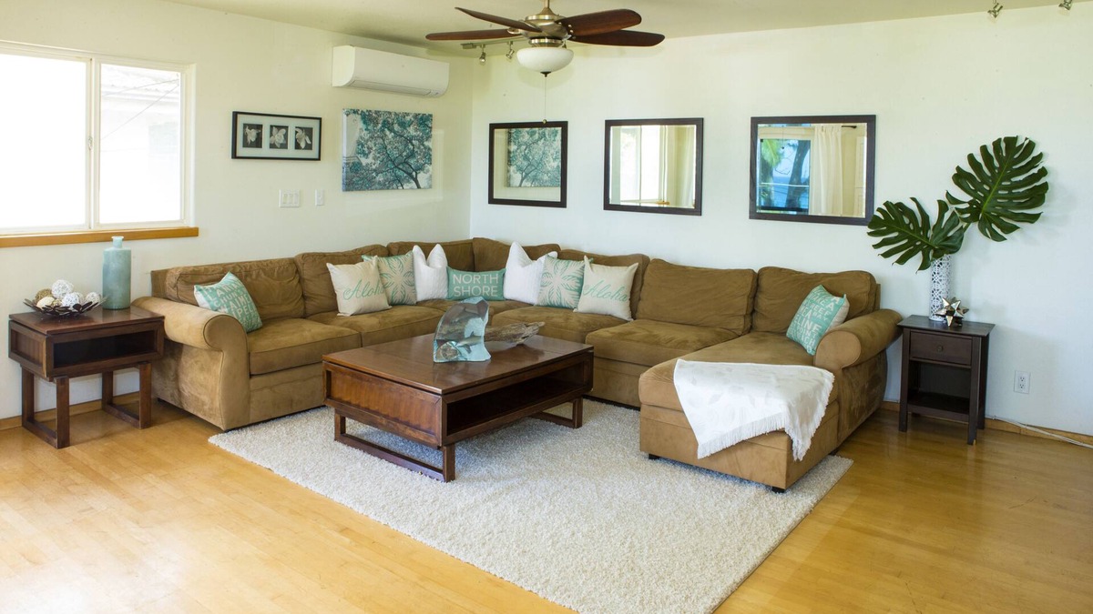 Pupukea House | 4 bedroom, 2.5 bath, Sleeps 9 in beds