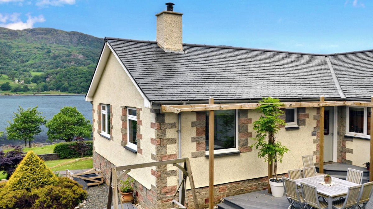 Colintraive Cottage | 4 bedroom accommodation in Colintraive