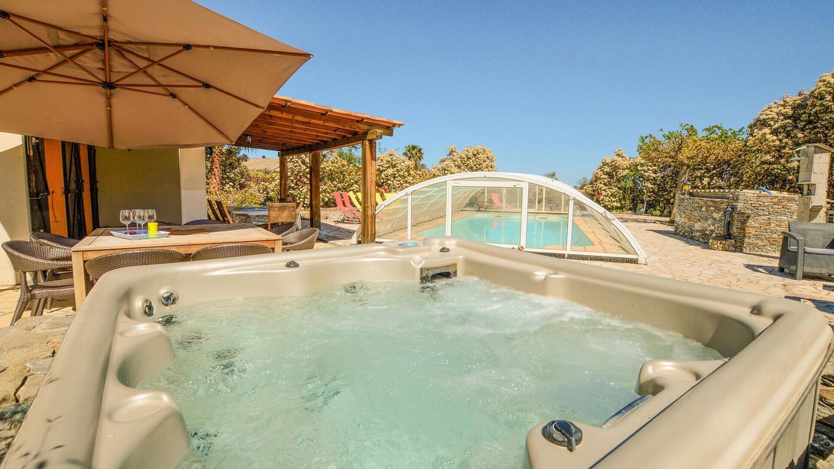 Casamozza House | 4 bedroom accommodation in Linguizetta