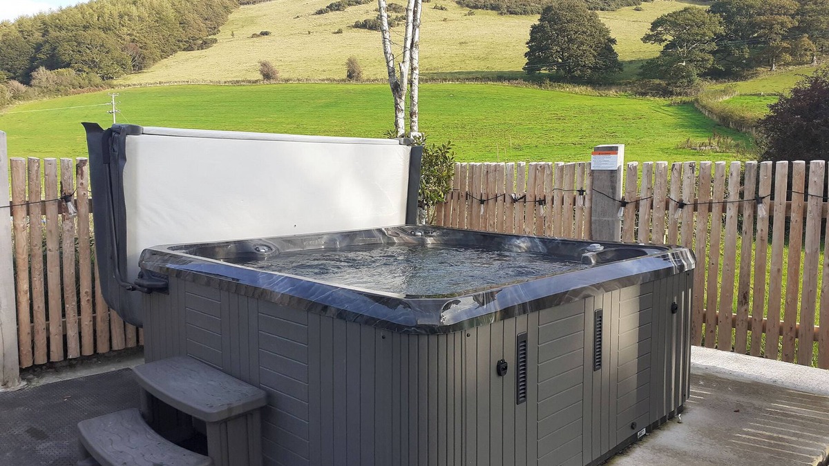 Capel Bangor Cottage | 4 bedroom accommodation in Capel Bangor, near Aberystwyth