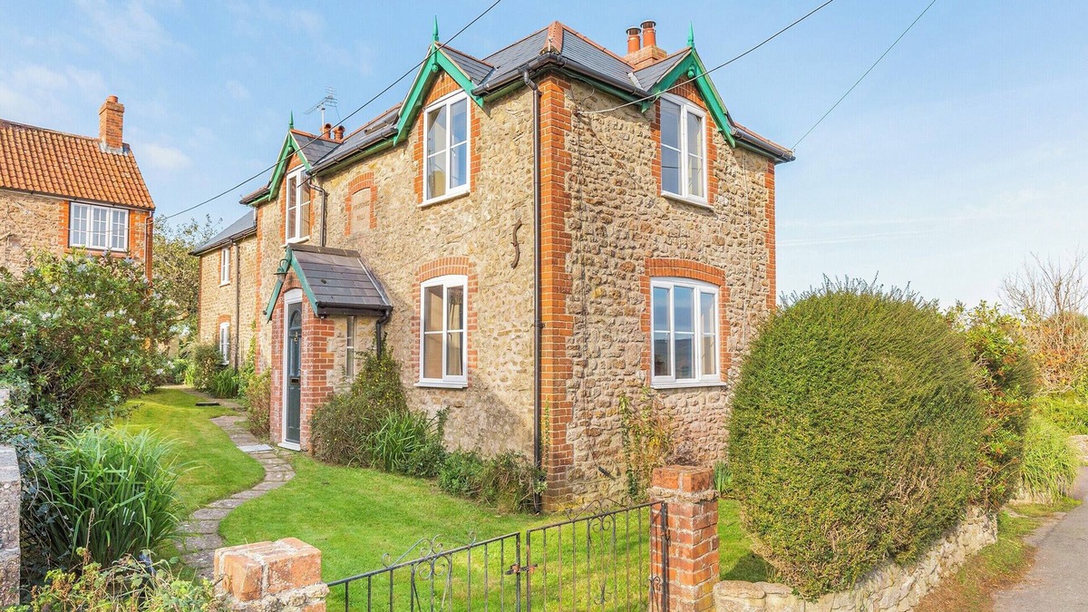 Puncknowle Cottage | 4 bedroom accommodation in Puncknowle