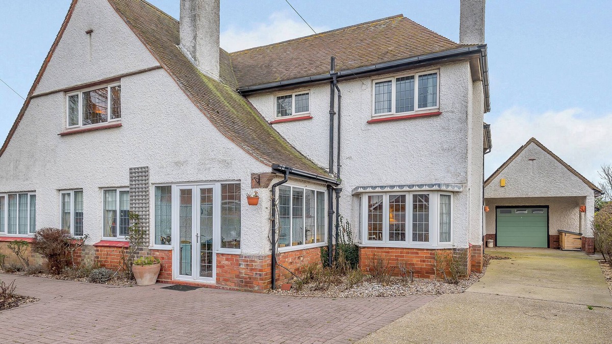 Sandilands Cottage | 4 bedroom accommodation in Sandilands