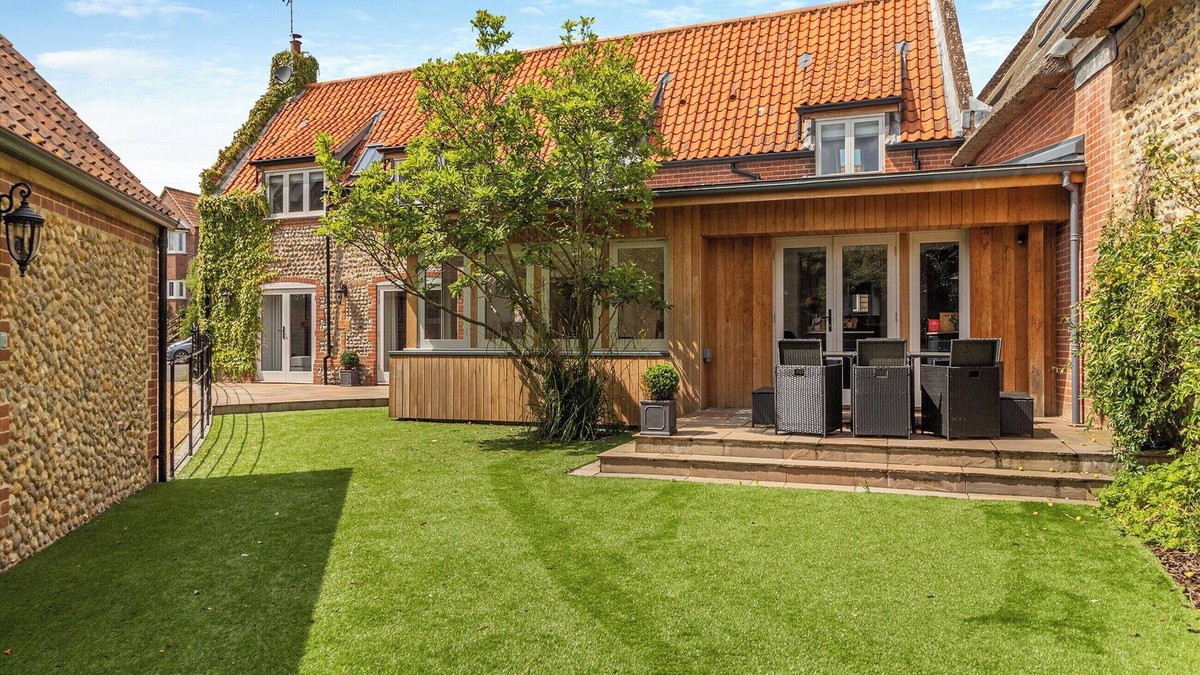 Mundesley Cottage | 4 bedroom accommodation in Mundesley