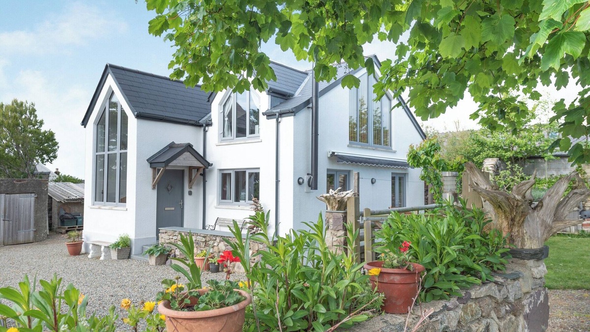 St Davids Cottage | 4 bedroom accommodation in St Davids
