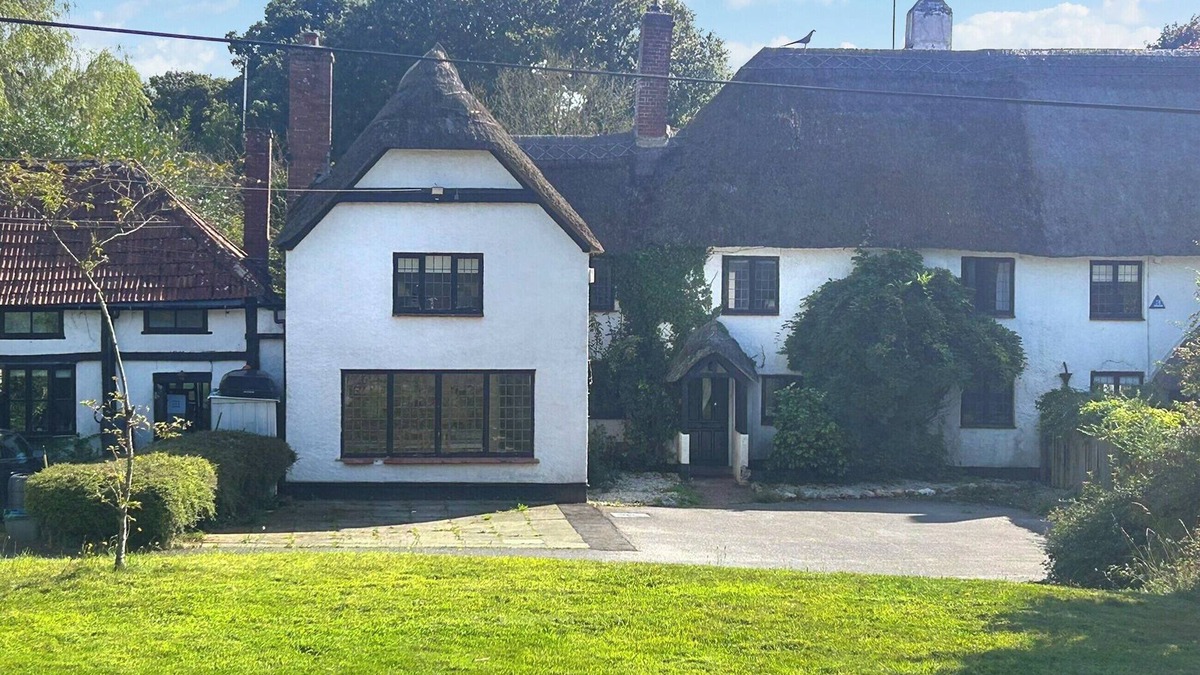 Ebford Cottage | 4 bedroom accommodation in Exeter