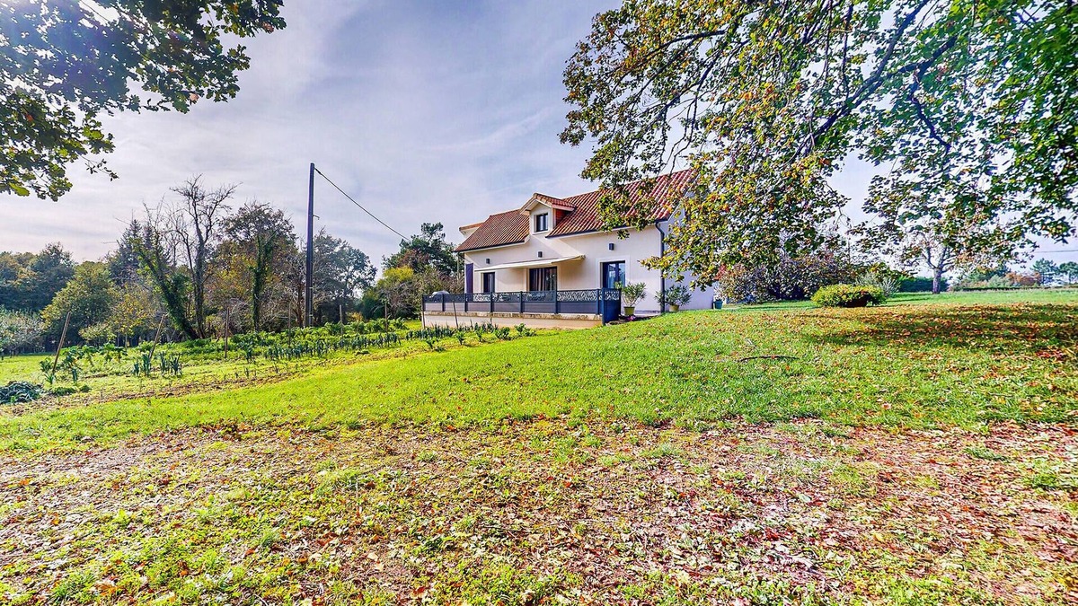 Marsaneix House | 4 bedroom amazing home in Sanilhac