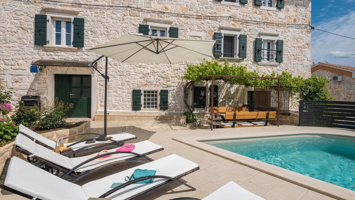 Dracevac House | 4 bedroom amazing home in Porec