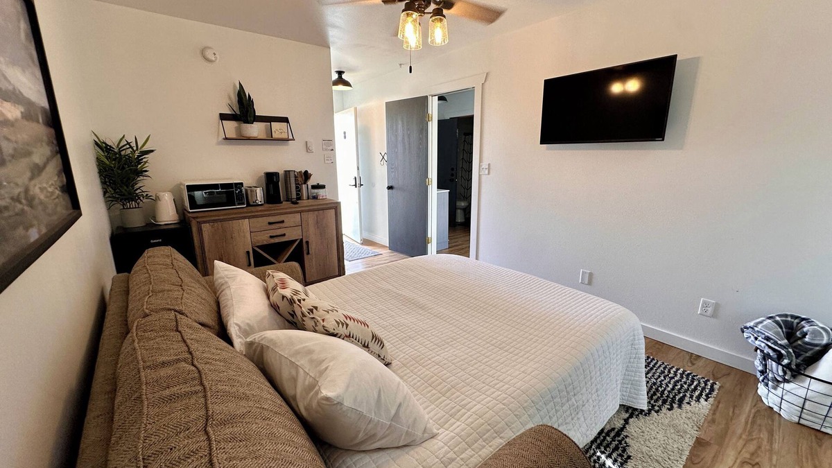 Cody Apartment | 4-bedroom apartment right across from rodeo in cody - or rent the whole lodge!