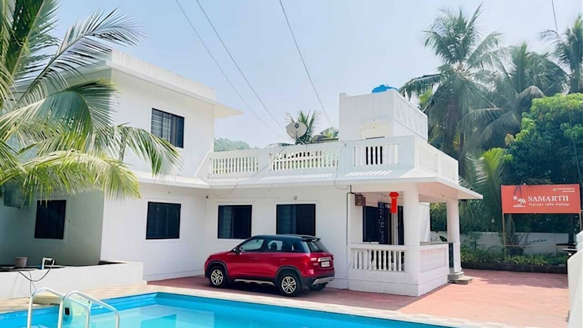 Alibaug House | 4-bedroom bungalow in fabulous Alibag with AC, WiFi, swimming pool and parking