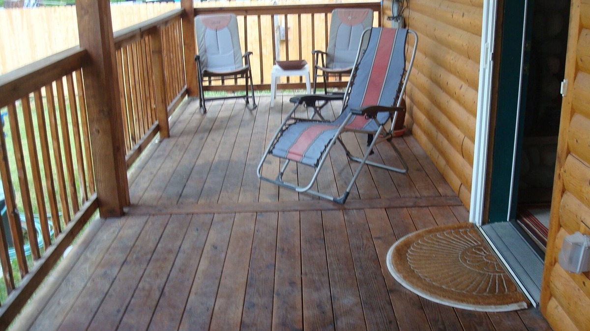 Mountain Home Cabin | 4 bedroom cabin 100 yards from river no smoking no pets