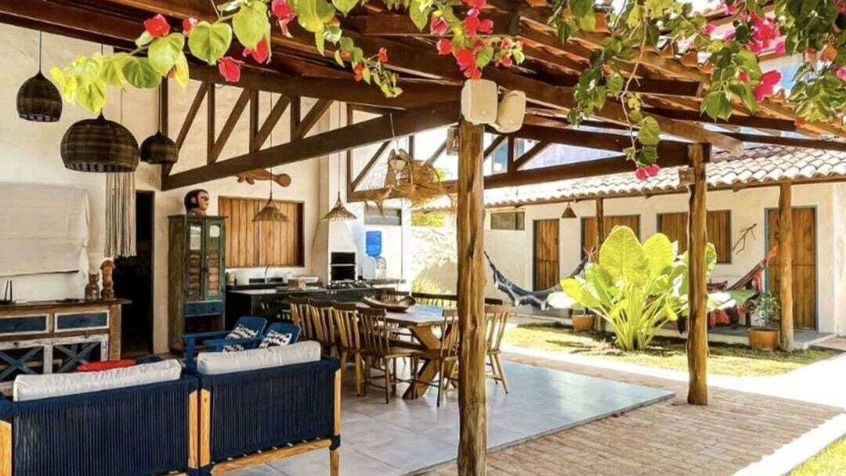 Porto de Pedras Ski Chalet | 4-bedroom chalet in lovely Porto de Pedras with AC