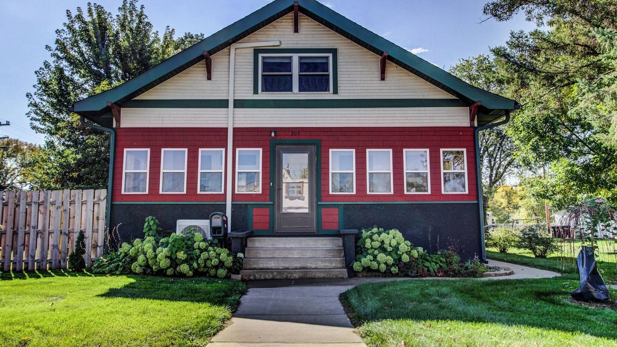 Little Falls House | 4-bedroom charming little ranch house, fundraiser for Camp Justice nonprofit