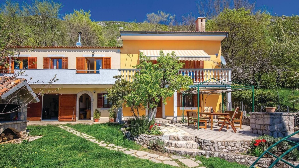 Kraljevica House | 4 bedroom cozy home in Krizisce