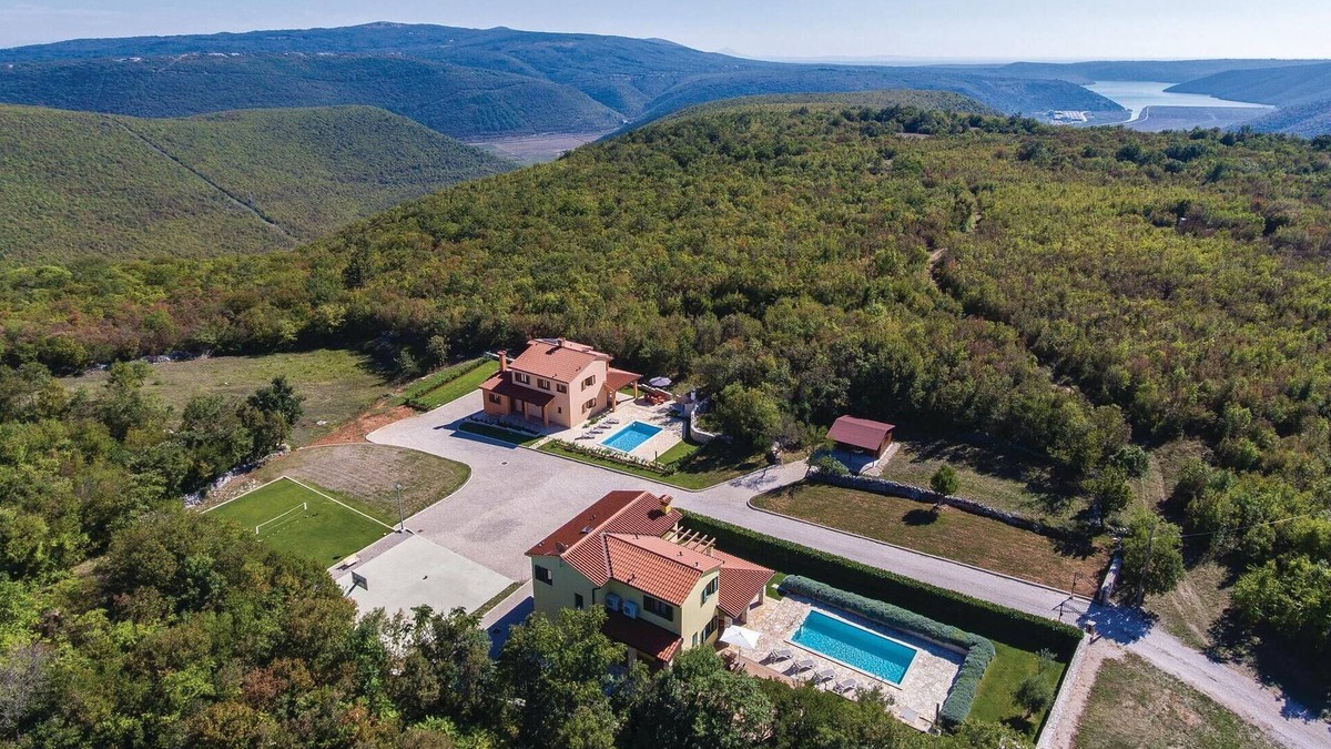 Kunj House | 4 bedroom cozy home in Kunj