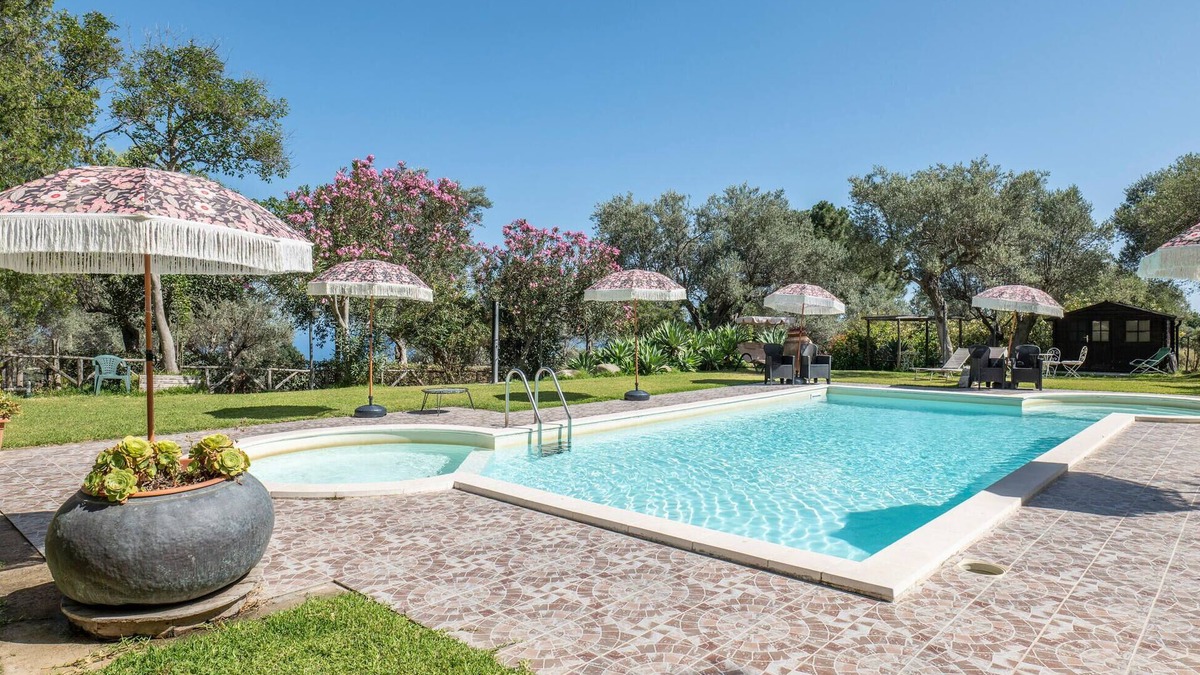 Acquedolci House | 4 bedroom gorgeous home in Acquedolci