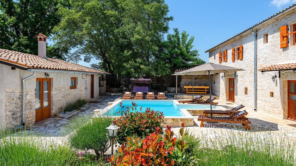 Rezanci House | 4 bedroom gorgeous home in Rezanci
