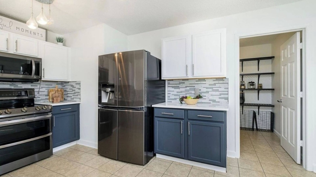 Camby House | 4 Bedroom House | 2 Level spacious House | Pool