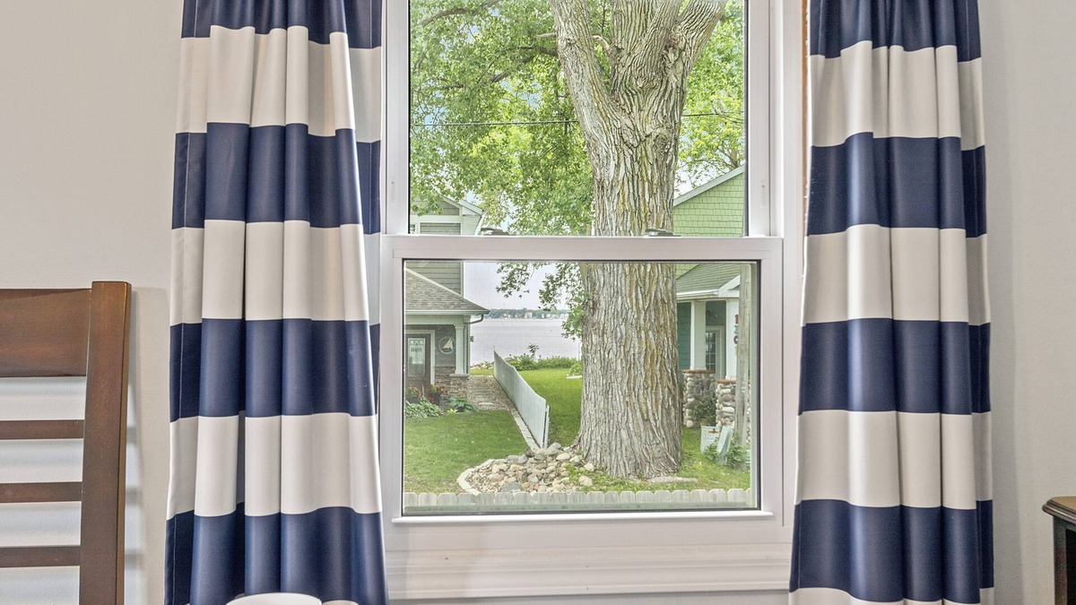 Clear Lake House | 4-bedroom house in brilliant Clear Lake with AC, WiFi. Enjoy your stay