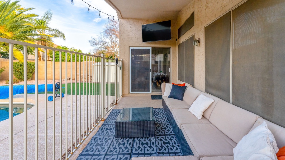 Western Skies House | 4-bedroom kid friendly home with HEATED Pool!