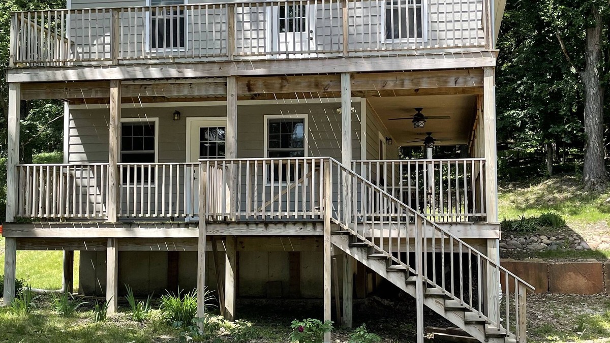 Spirit Lake House | 4-Bedroom Lake House in East Okoboji Lake