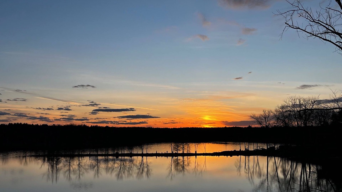 Waupaca House | 4 Bedroom Lakehouse for year round outdoor and indoor fun!