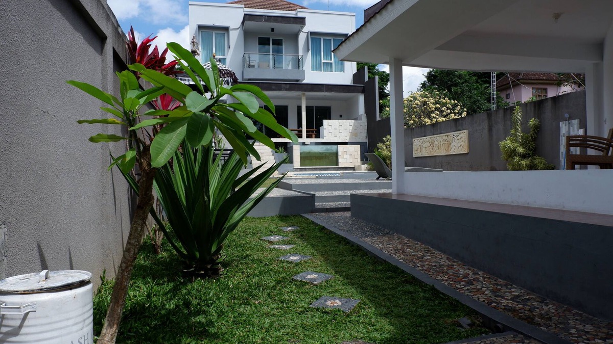 Denpasar Villa | 4 Bedroom Luxury Villa in Kerobokan