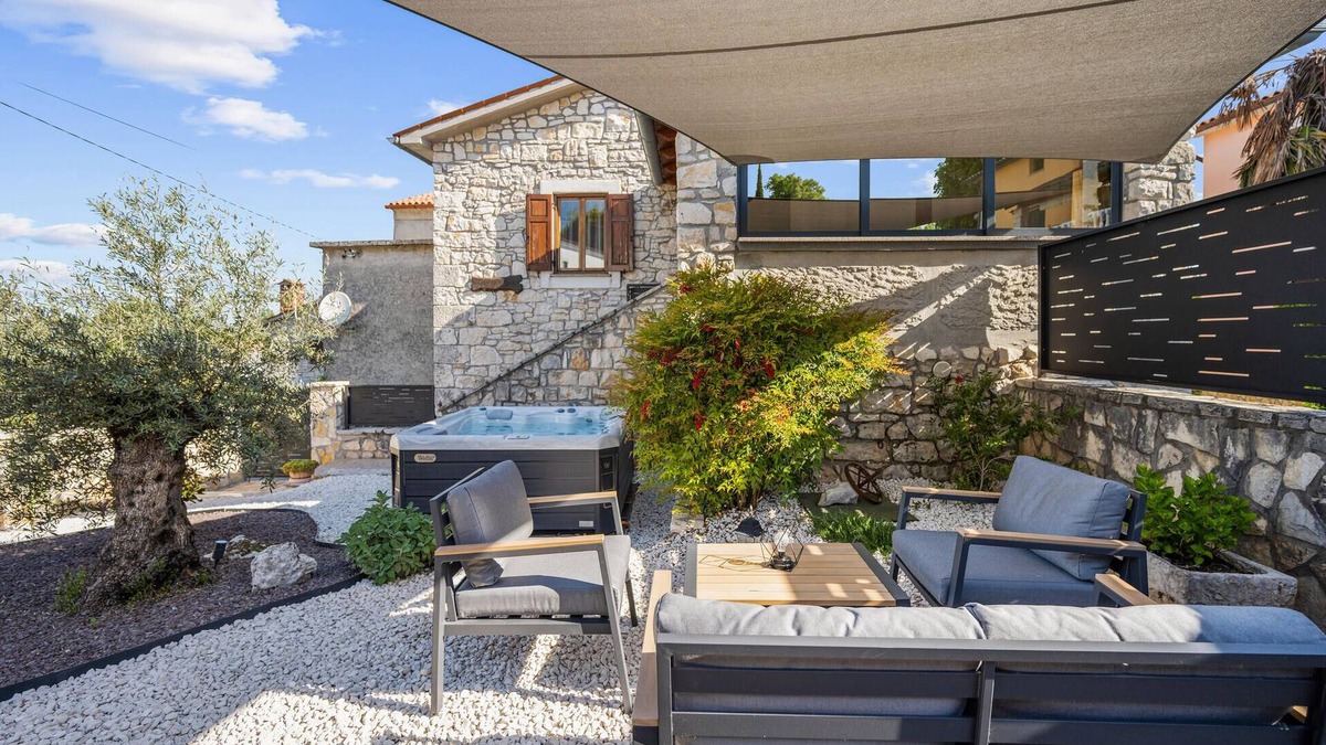 Boljevici House | 4 bedroom nice home in Vlasici - Krsan