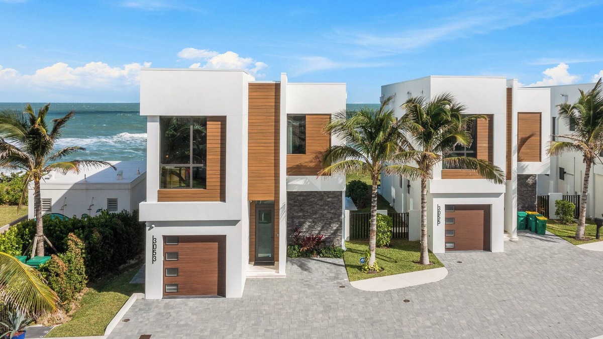 Averill Farms Villa | 4-bedroom oceanfront villa in Melbourne Beach with