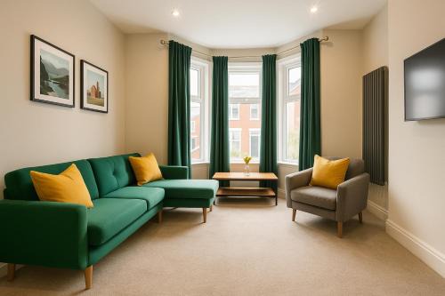 Canton House | 4 Bedroom Spacious House in Cardiff