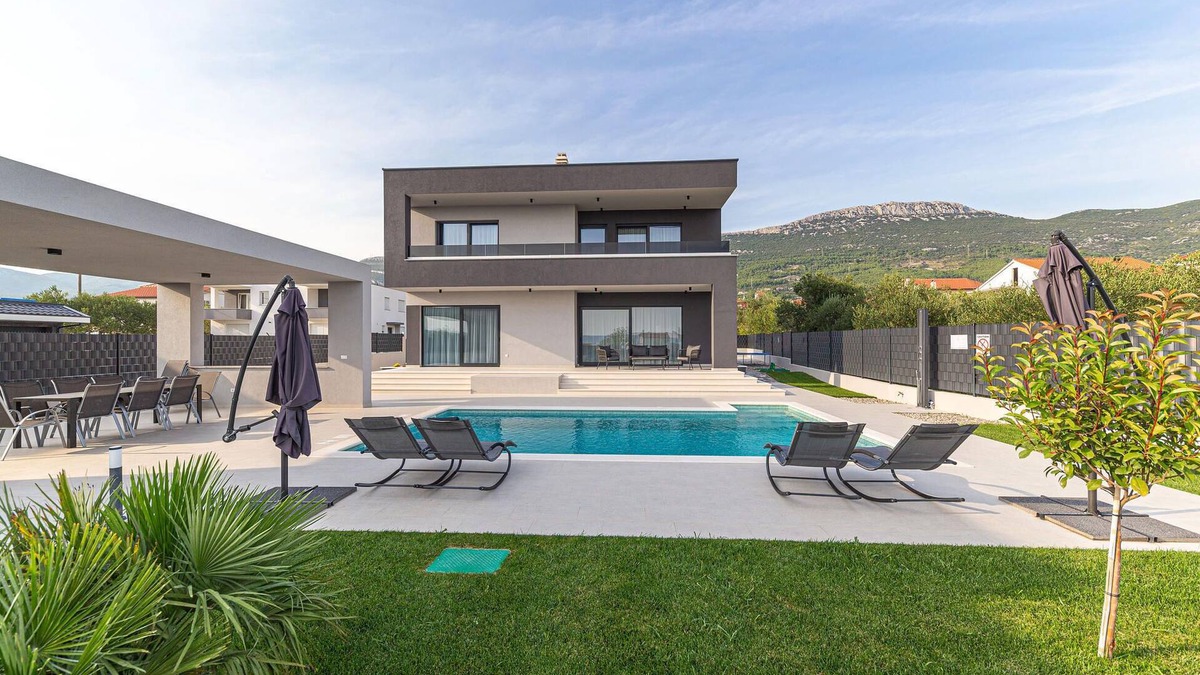 Kastel Stari House | 4 bedroom stunning home in Kastel Stari