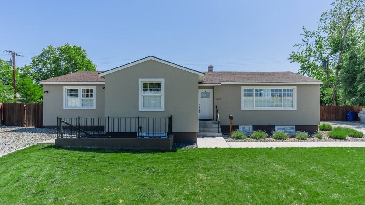 Richland House | 4-bedroom vacation home just 15 minutes to Columbia River