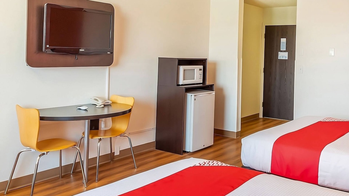 Shelby Hotel | 4 Budget-Friendly Units, Free Parking Onsite, Minutes to Williamson Park