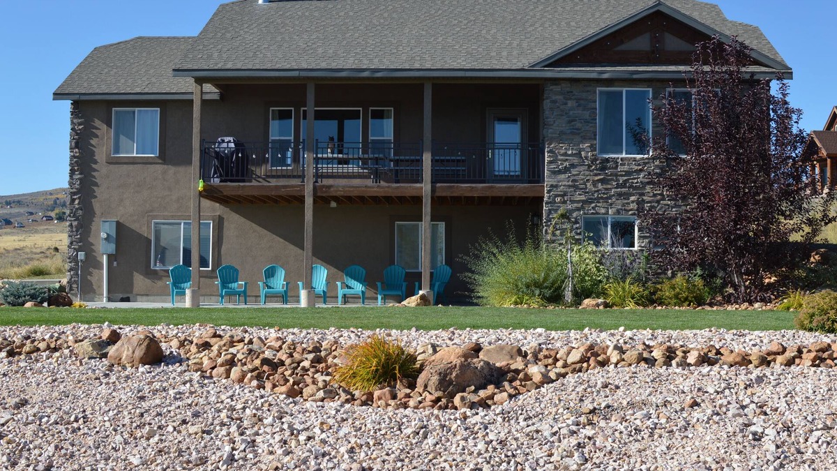 Cherimoya Hill House | 4 KING Beds and 2 bunk rooms. Stand up paddle boards and kayaks included!