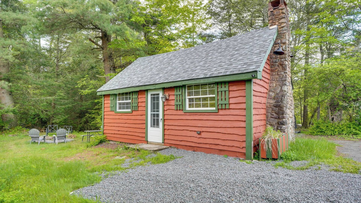 Blakeslee Cabin | 4 Mi to Big Boulder: 'The Cozy Cabin' on 8 Acres!