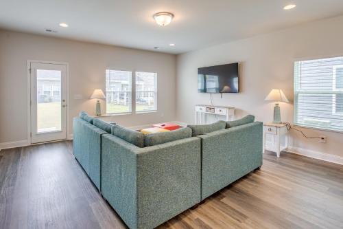 Ocean Isle Beach House | 4 Mi to Ocean Coastal Gem in North Carolina!