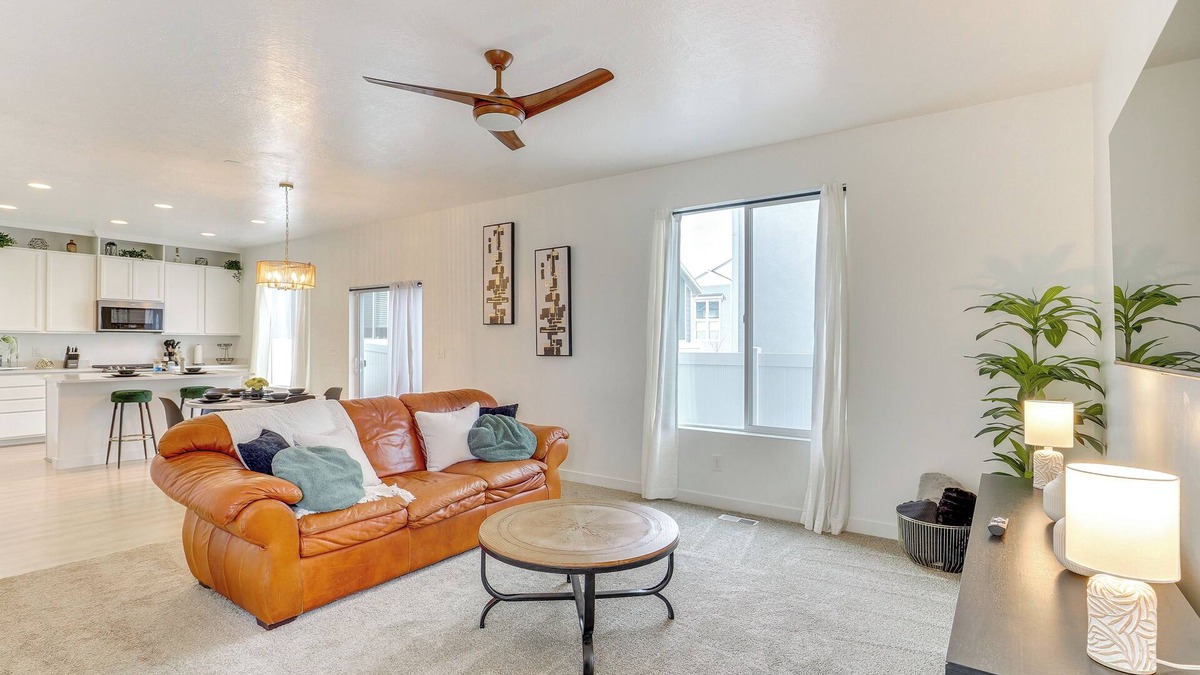 Herriman House | 4 Mi to Zions Bank Stadium: Sleek Herriman Retreat