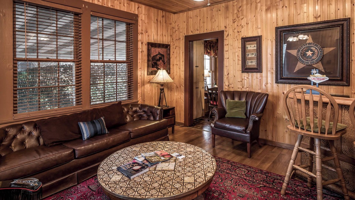 Ruidoso Cabin | 4 Miles: Eclectic 2 Bed/2 Bath Ruidoso Classic