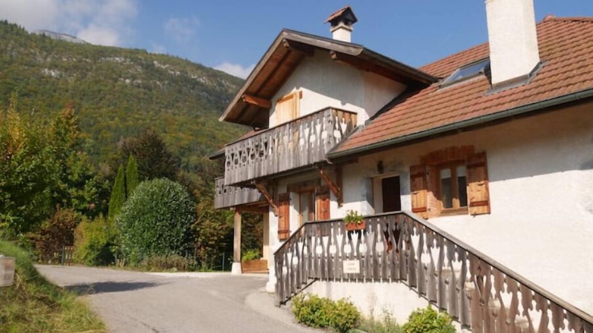 Lathuile Apartment | 4 people appartment-5 minutes away from Lake Annevcy
