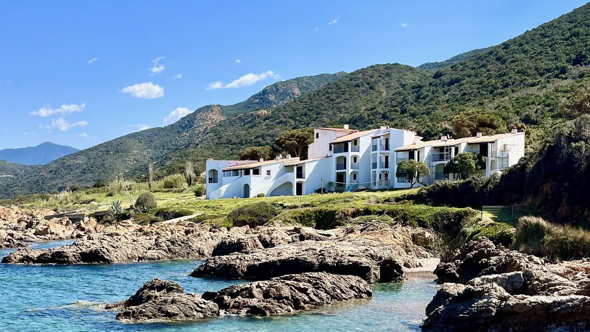 Calcatoggio Apartment | 4-person apartment in the heart of the pevani estate