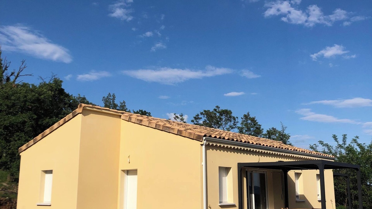 Ribes House | 4-person gite with swimming pool