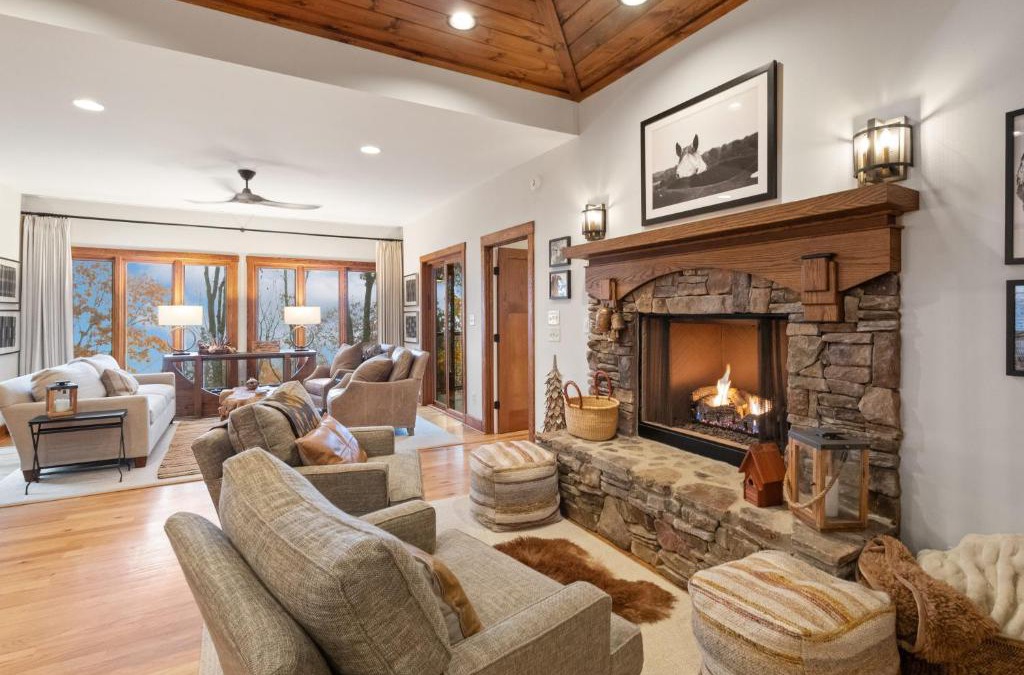 Boone House | 4 Pines