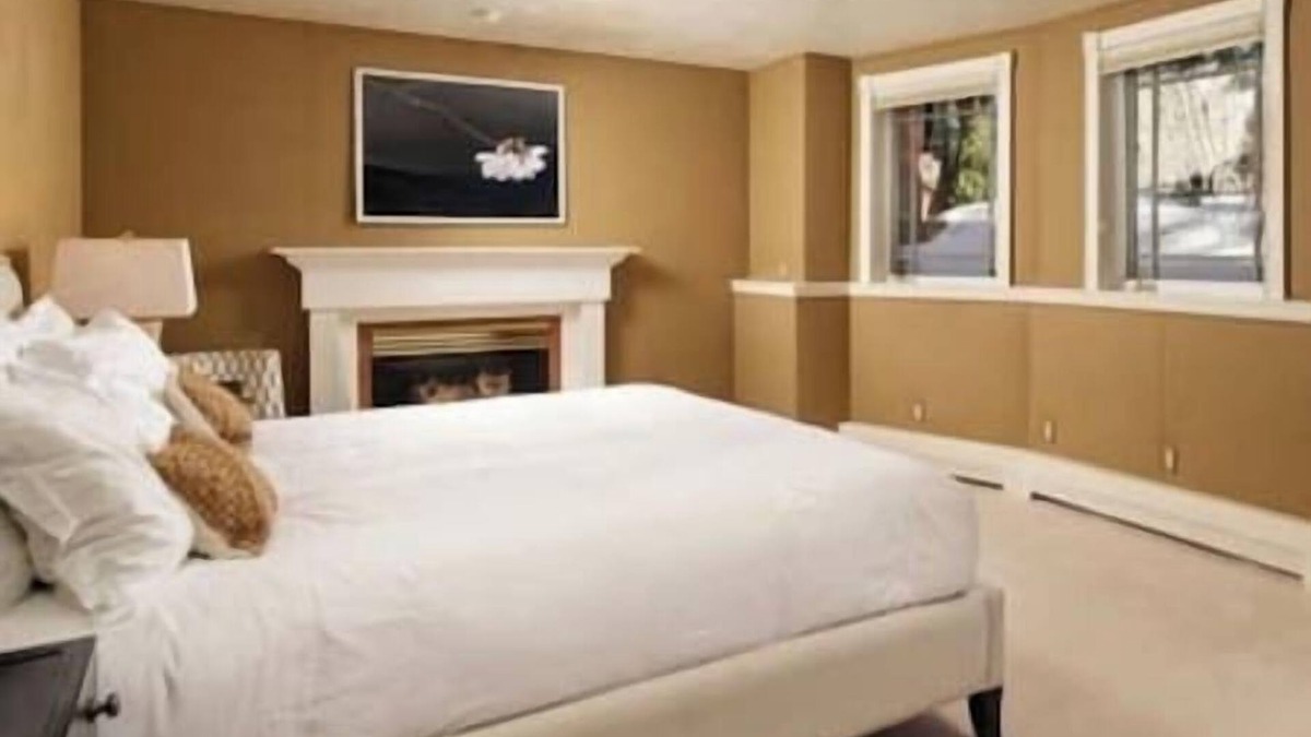New Castle Resort | 4 Townhome Aspen Core by The Nell