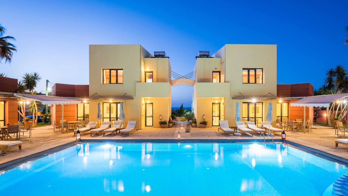 Maleme Villa | 4 Villas Complex ,200m From The Beach, Sleeps 24, Pool,View,Daphnis Villas