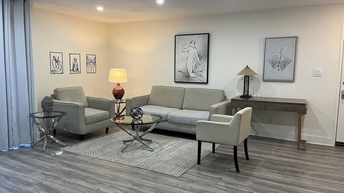 Downtown Apartment | 4. Wonderful 2-Bd 2-Bth City center