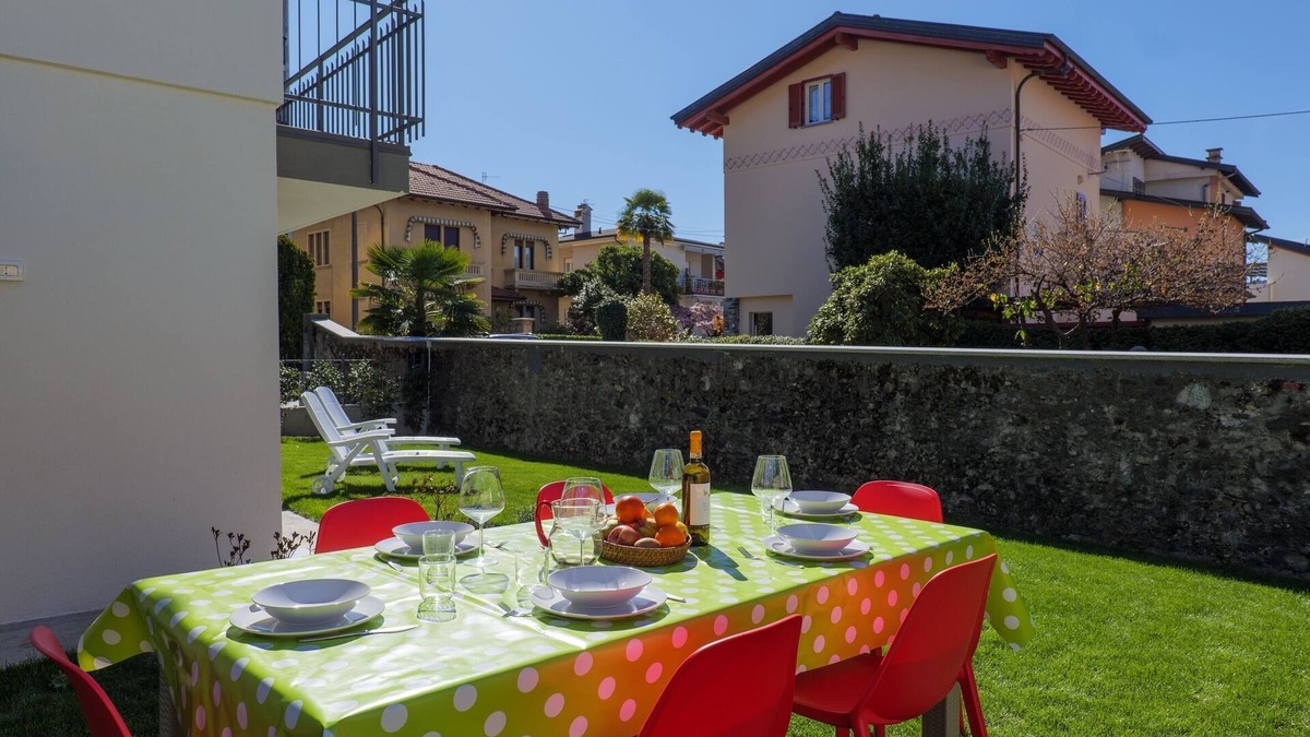 Verbania House | 4-zimmer-haus mit Garten und Balkon in Zentraler und Sonniger Lage